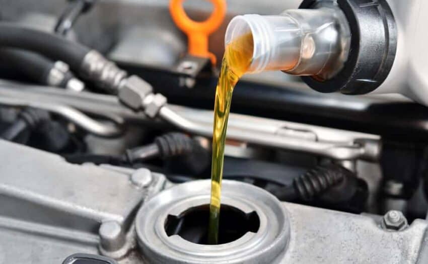 Oil Change Service_Oil Change Mistakes_Cox Auto